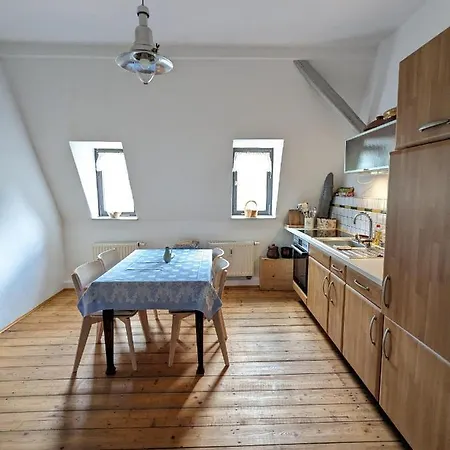 דירה Apartment-mansardwohnung *